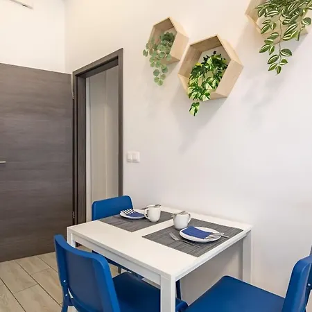 - Relaxing Sleep Apartment