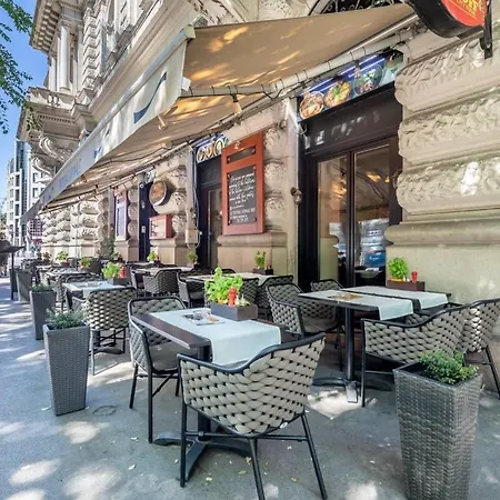 - Relaxing Sleep * Budapest